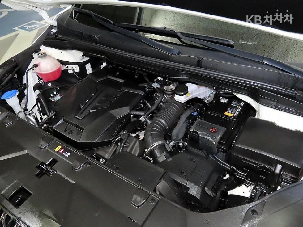 Kia Carnival 4th generationG3.5 GDI 9-seater Signature - 19