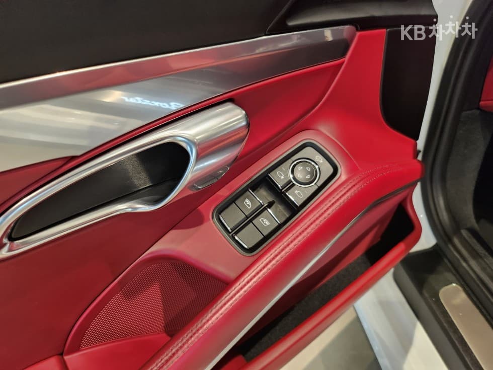 Porsche 718 박스터2.0 - 21