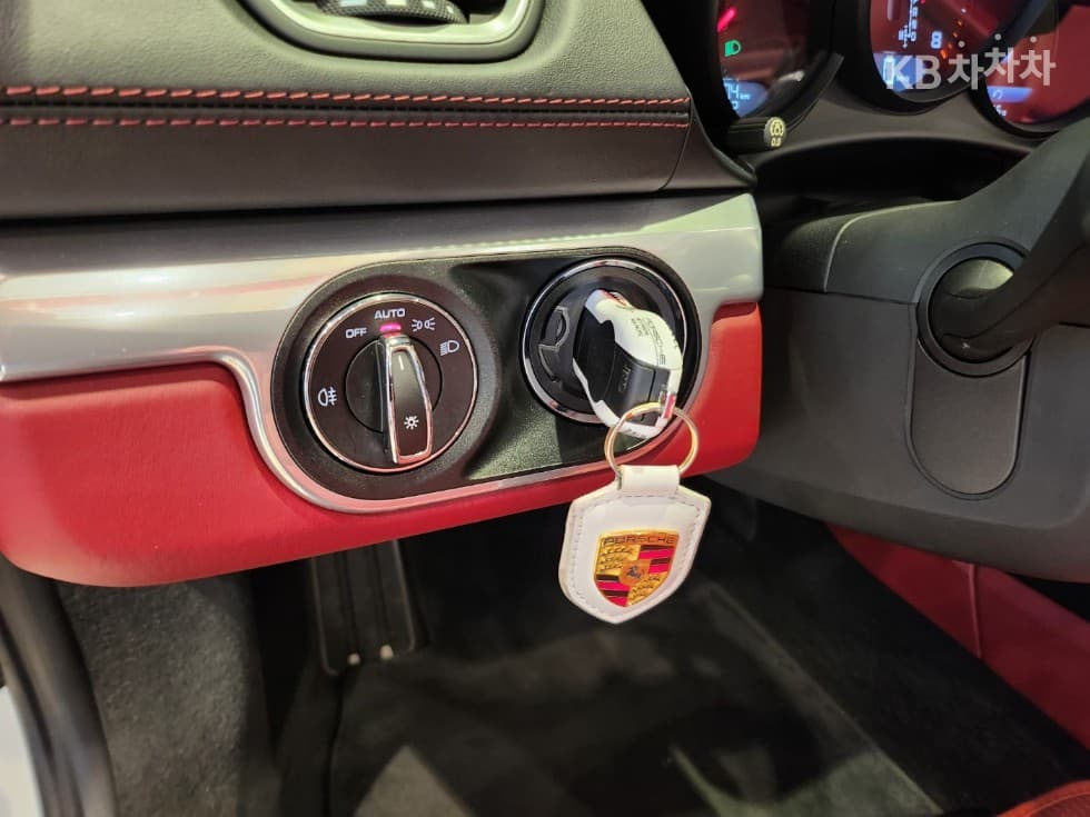 Porsche 718 박스터2.0 - 22