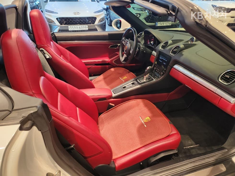 Porsche 718 박스터2.0 - 12