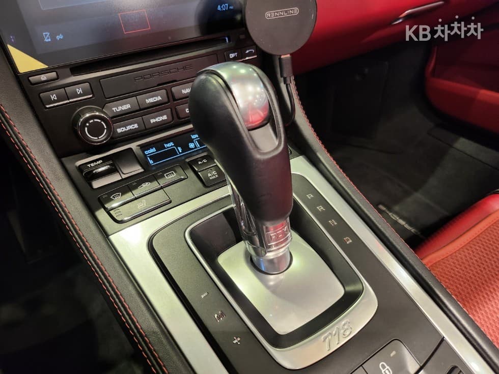 Porsche 718 박스터2.0 - 18