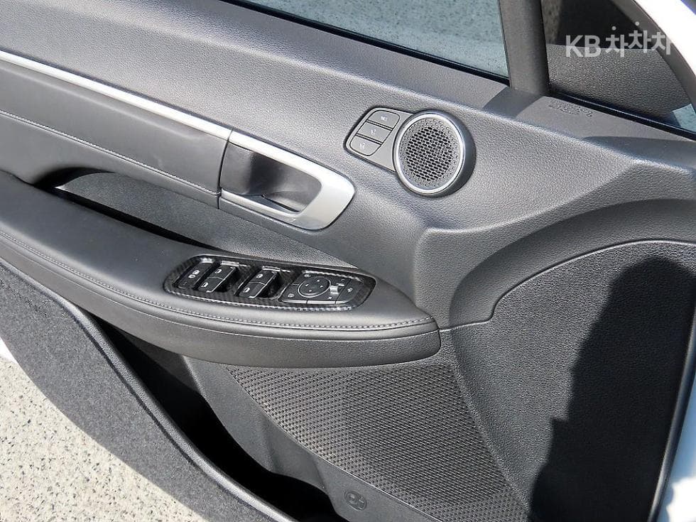 Хюндай Соната (DN8)2.0 Premium 밀레니엄 - 11