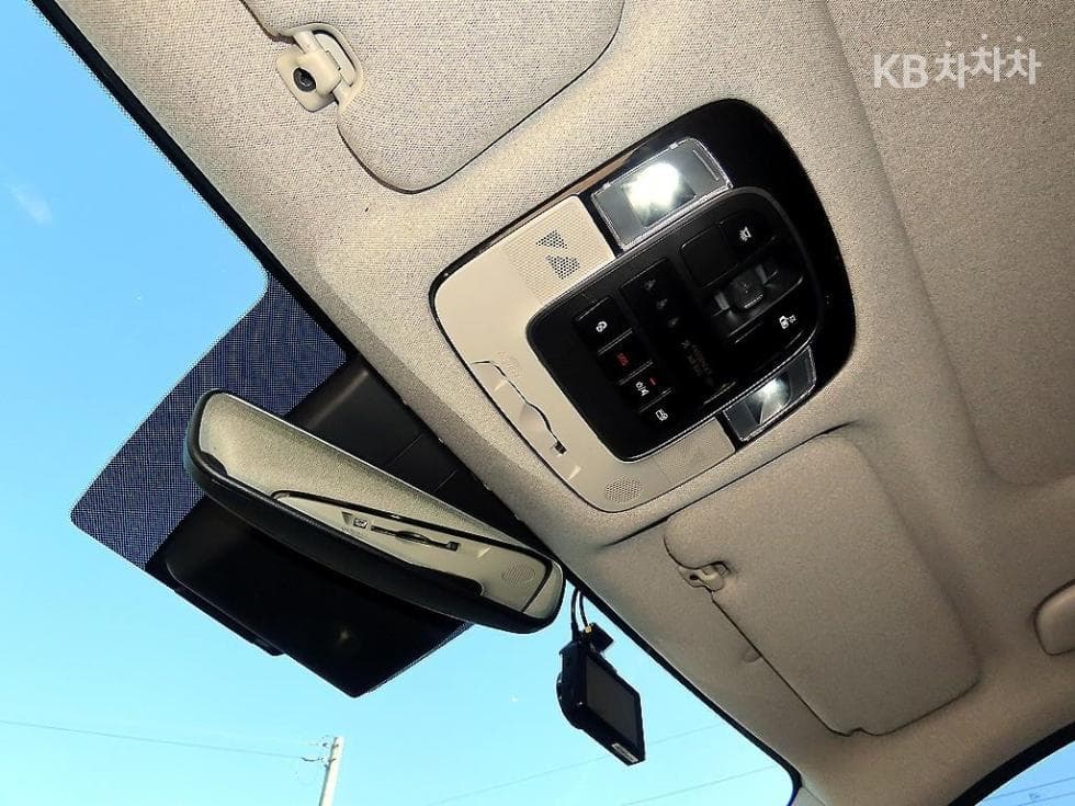 Хюндай Соната (DN8)2.0 Premium 밀레니엄 - 16