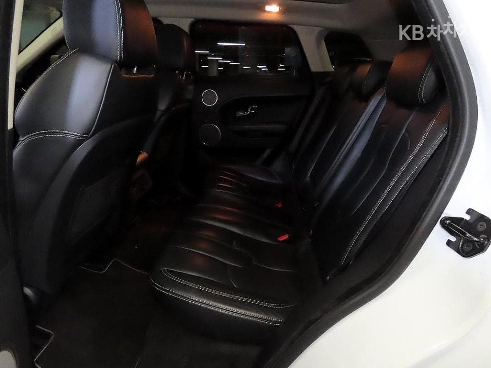 Land Rover Range Rover Evoque5-door 2.2 SD4 Prestige - 7