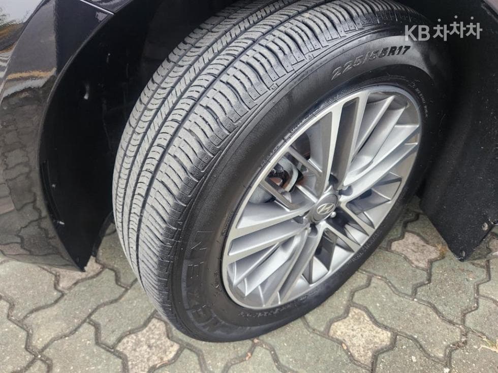 Хюндай Grandeur (Azera)IG2.4 Modern Стандартен - 19