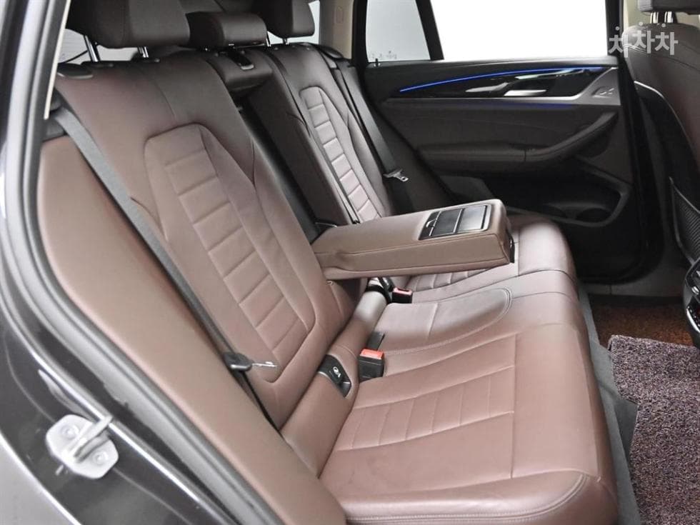 BMW New X4 (G02)xDrive 20i xLine - 11