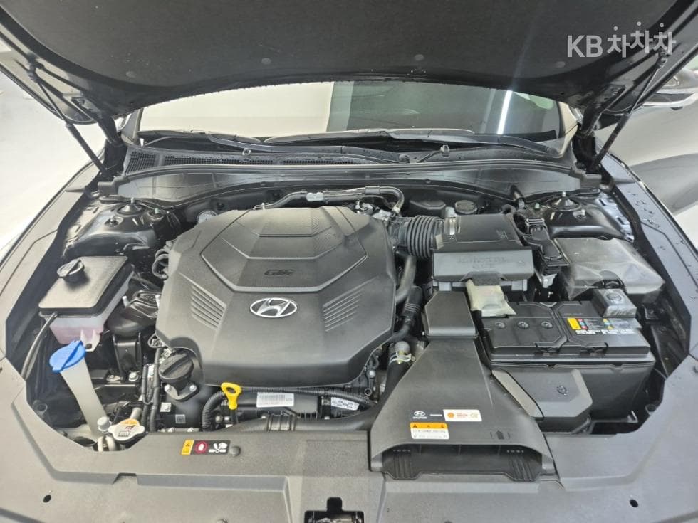 Хюндай The New (фейслифт) Grandeur (Azera)3.3 Le Blanc - 5