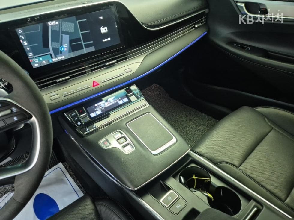 Хюндай The New (фейслифт) Grandeur (Azera)3.3 Le Blanc - 10