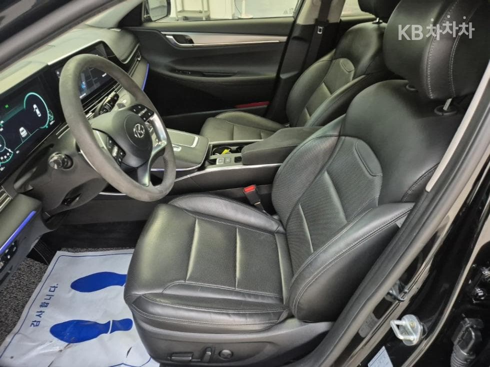 Хюндай The New (фейслифт) Grandeur (Azera)3.3 Le Blanc - 11