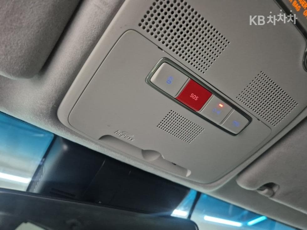 Хюндай The New (фейслифт) Grandeur (Azera)3.3 Le Blanc - 16