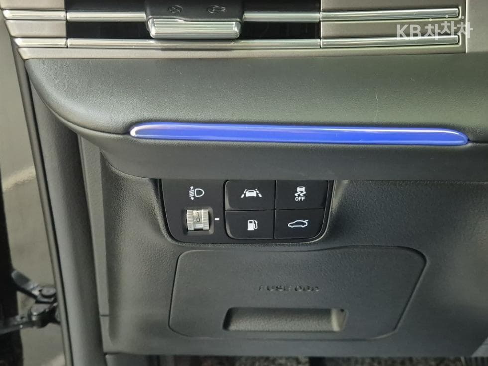 Хюндай The New (фейслифт) Grandeur (Azera)3.3 Le Blanc - 17