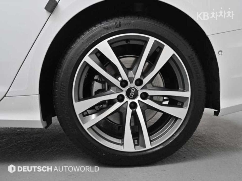 Ауди A6(C8)45 TFSI Quattro Premium - 5