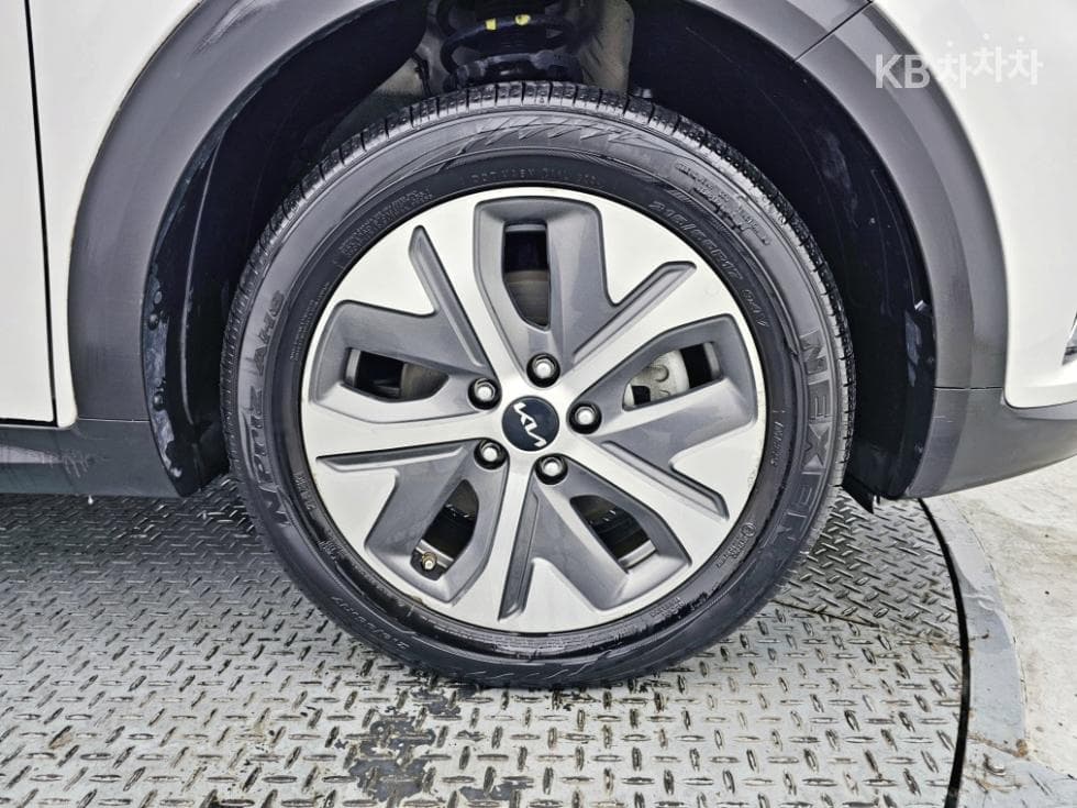 Киа Ниро EVПрестиж - 25