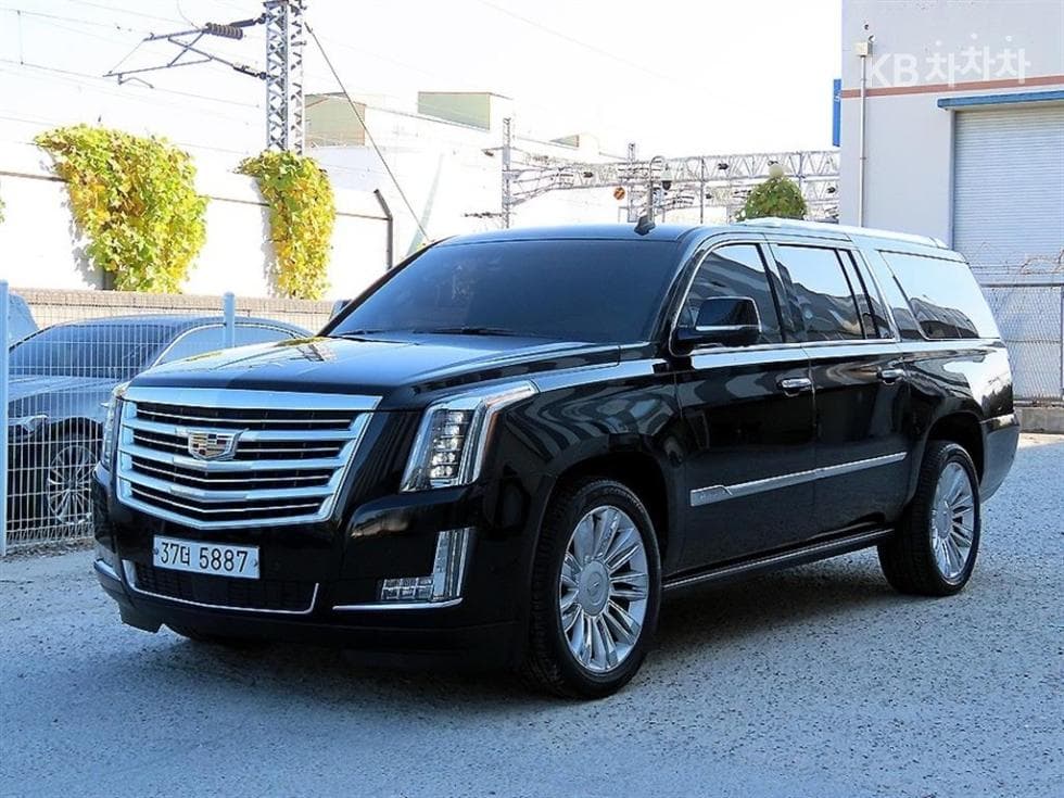 캐딜락 ESCALADE(4-то поколение) 6.2 V8 (14~) - Image 1