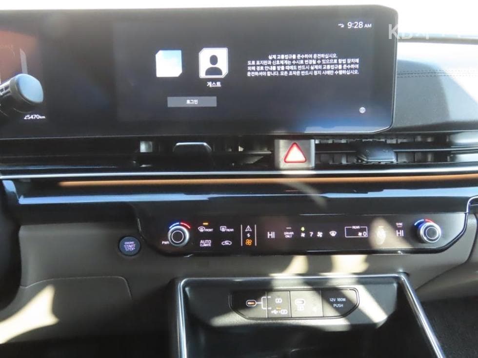 Киа The New (фейслифт) Канивал Хибрид 4-то поколение1.6 HEV 9-местен Gravity - 11