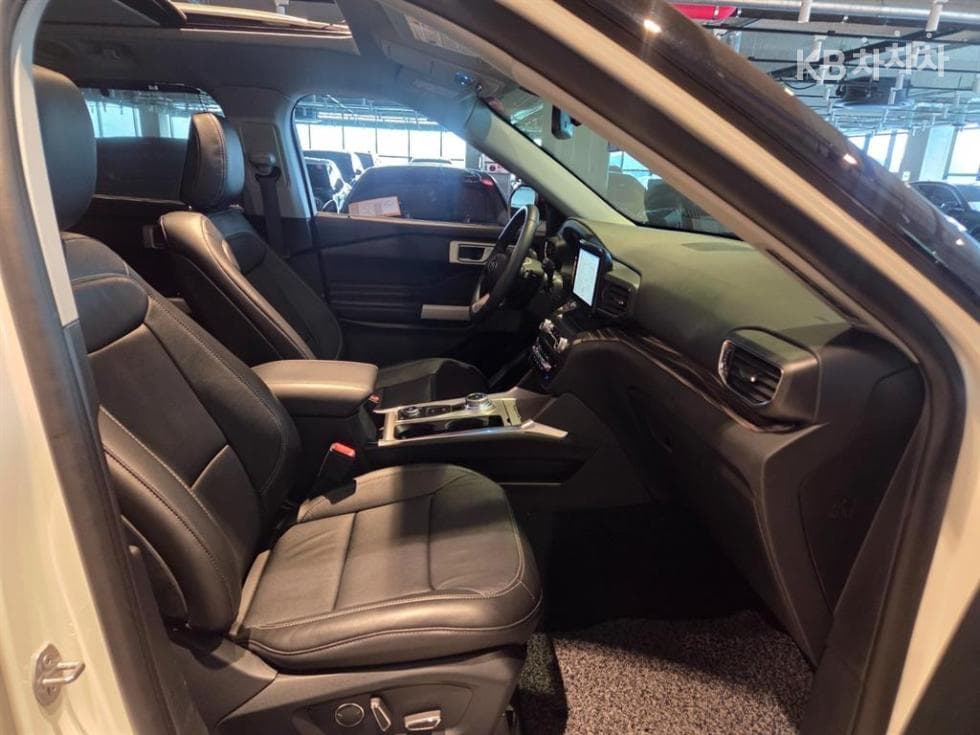 Форд Експлорер(6세대)Бензин Турбо 2.3 AWD Limited - 10