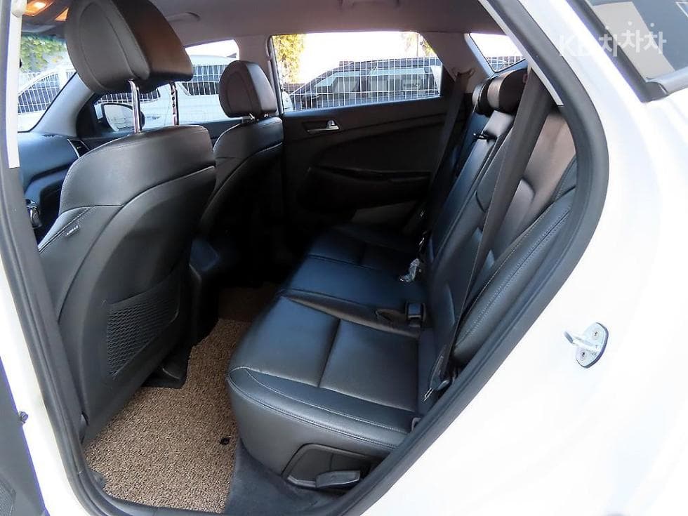 Хюндай All New ТуксонДизел(e-VGT UⅡ)1.7 2WD Смарт - 6