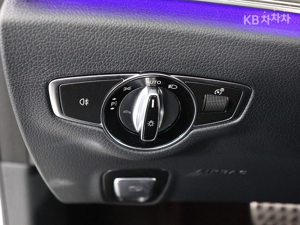 Mercedes-Benz E-Клас (W213)E350 4MATIC AMG Line - 11