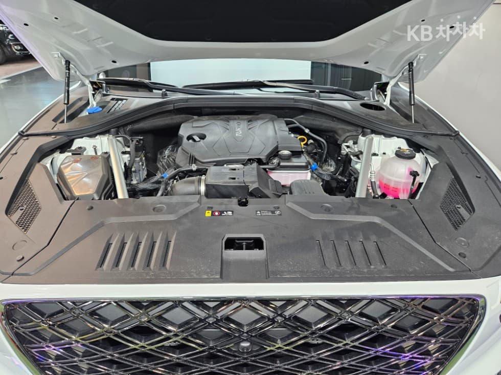 Дженезис GV70Бензин 2.5T 2WD - 6