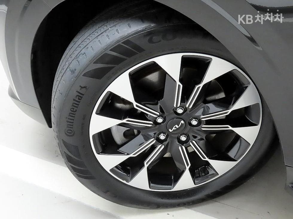 Киа Канивал 4-то поколениеD2.2 9-местен Signature - 19