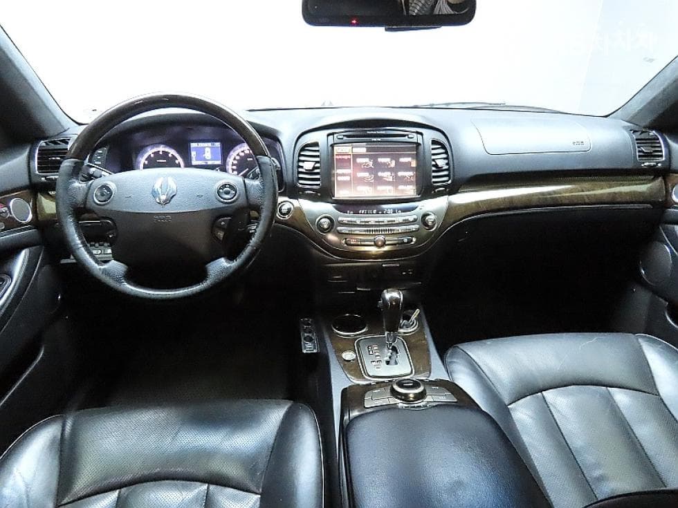 KG Mobility New체어맨WCW600 4TRONIC Luxury - 6