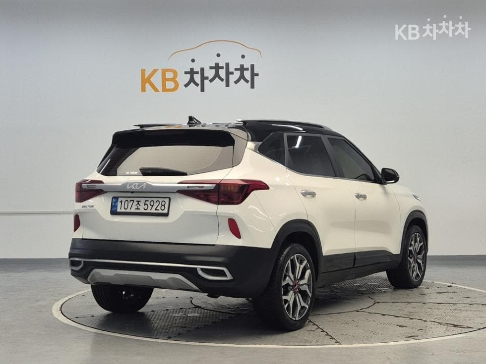 Киа Seltos1.6 Бензин Турбо 2WD Signature - 3