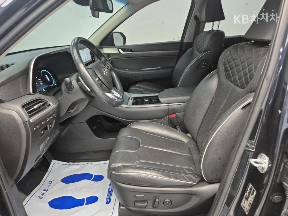 Hyundai Palisade3.8 Gasoline 8-seater AWD Prestige - 11