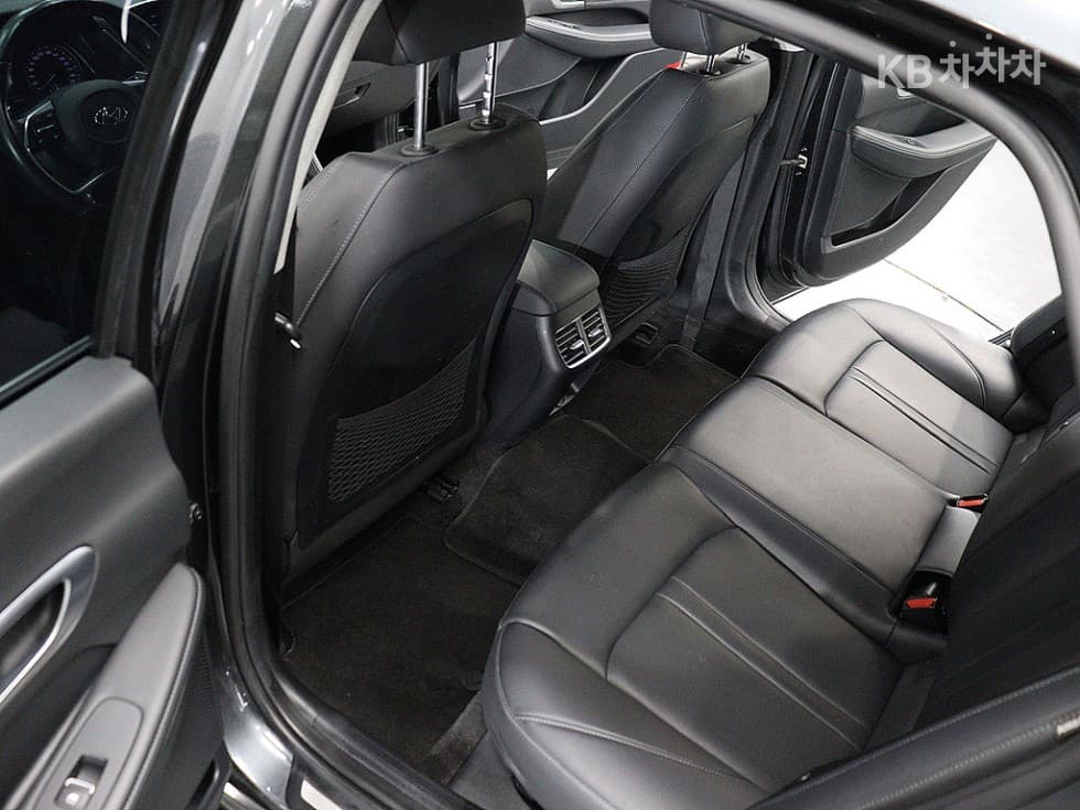 Хюндай Соната (DN8)2.0 Premium Plus - 17