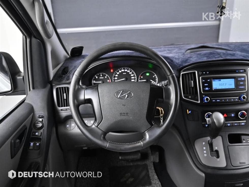 Хюндай The New (фейслифт) 그랜드 Star렉스Ван 5-местен Смарт - 13