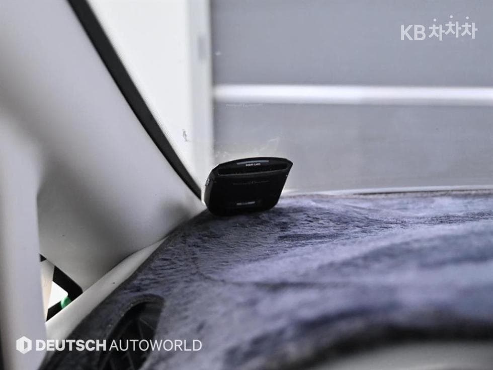 Хюндай The New (фейслифт) 그랜드 Star렉스Ван 5-местен Смарт - 15