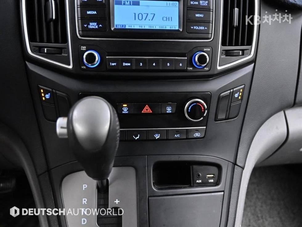 Хюндай The New (фейслифт) 그랜드 Star렉스Ван 5-местен Смарт - 17