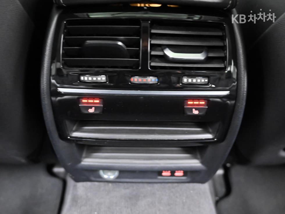 BMW 올New5 Series (G30)520d Luxury Line Plus - 17