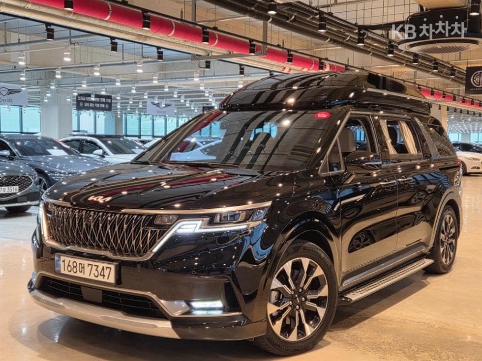 Kia Carnival 4th generation High Limousine (Carnival) D2.2 7-seater (Limousine) Signature - Image 1