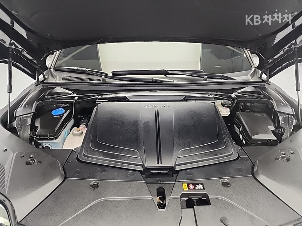 Дженезис GV60Стандартен 2WD Стандартен - 5