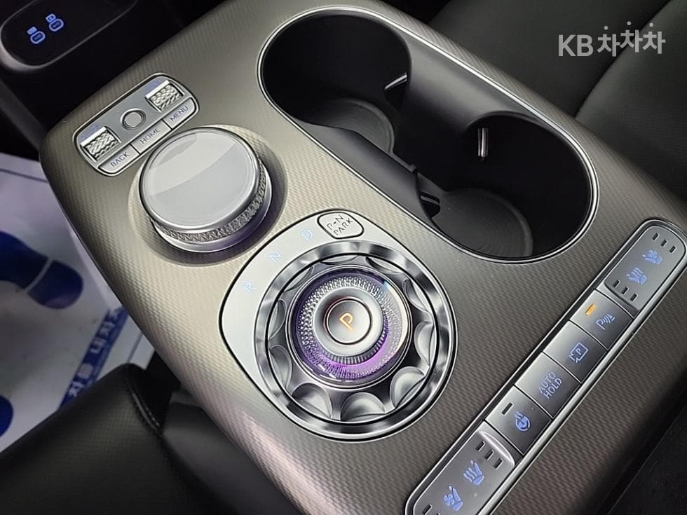 Дженезис GV60Стандартен 2WD Стандартен - 8