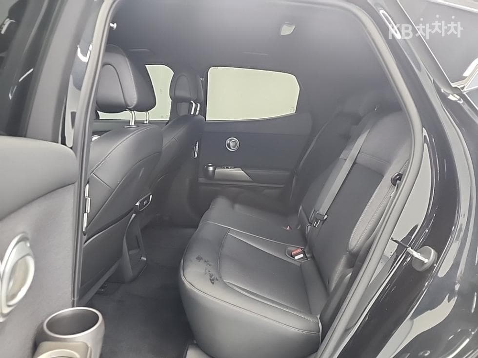 Дженезис GV60Стандартен 2WD Стандартен - 12