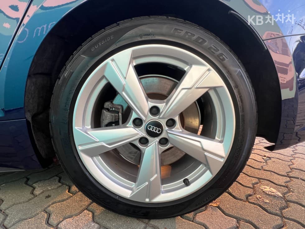 Ауди NEW A545 TFSI 콰트로 스포트백 Premium - 9