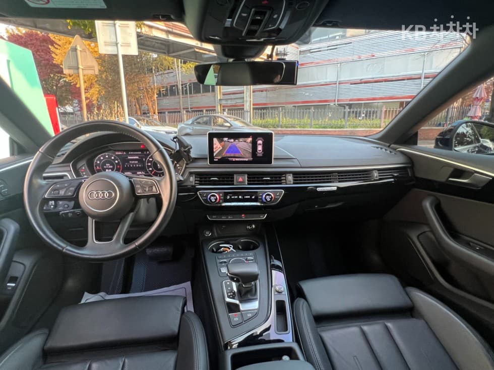 Ауди NEW A545 TFSI 콰트로 스포트백 Premium - 13