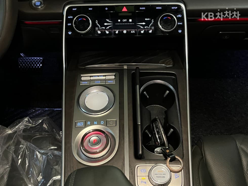 Дженезис GV802.5 Турбо Бензин AWD - 10