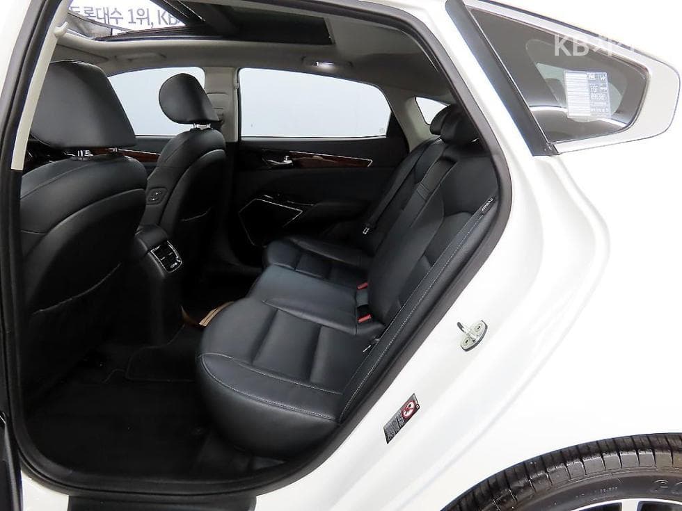 Kia All New K72.4 GDi Limited - 6