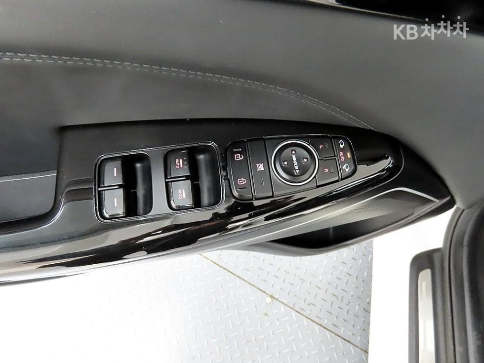 Kia All New K72.4 GDi Limited - 11