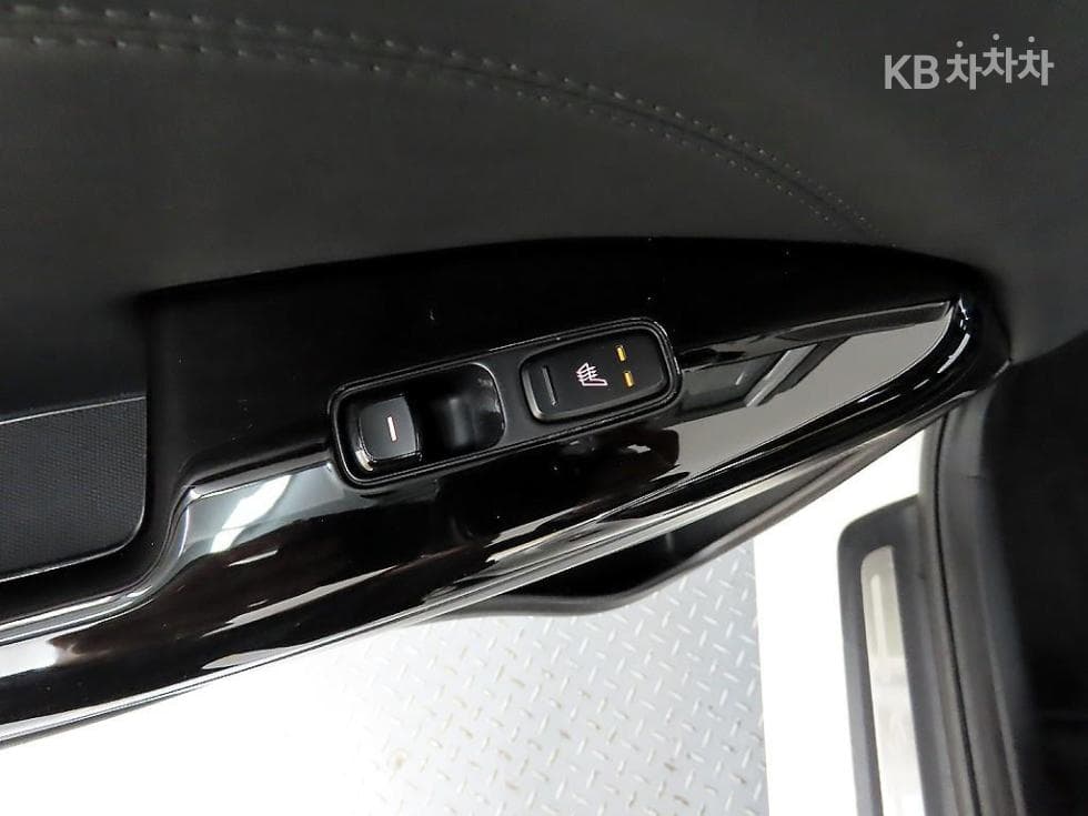 Kia All New K72.4 GDi Limited - 12