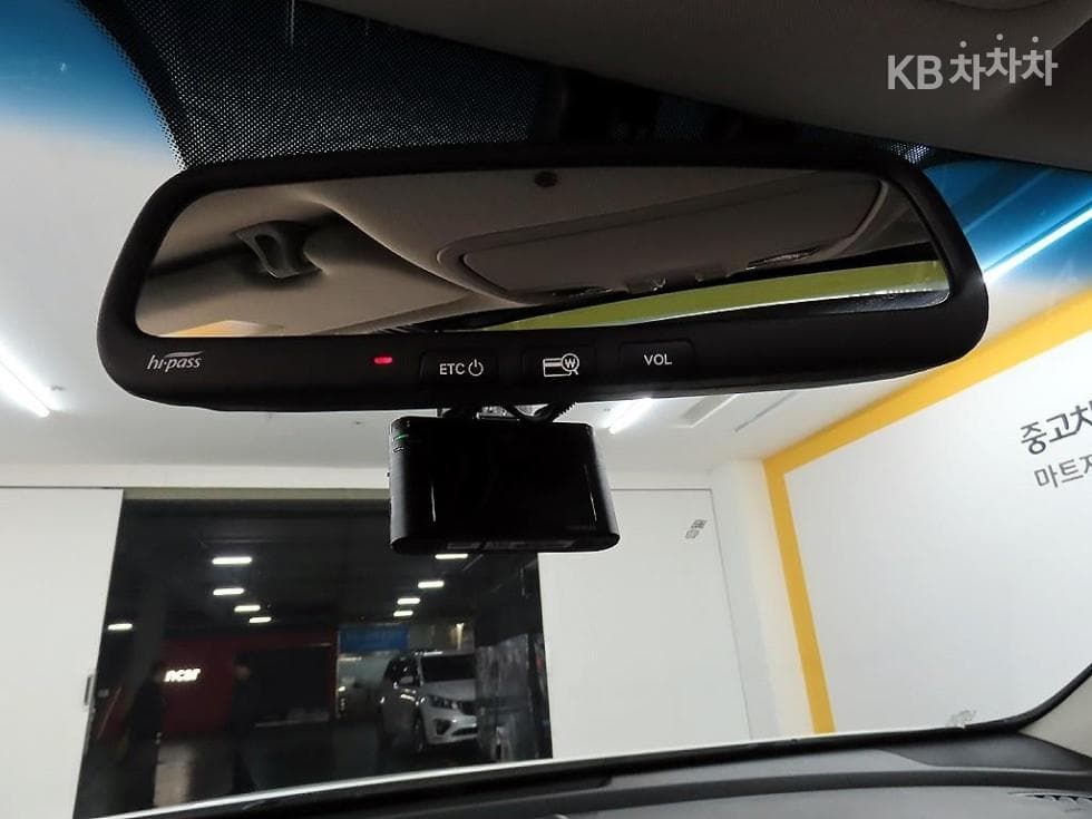 Kia All New K72.4 GDi Limited - 16