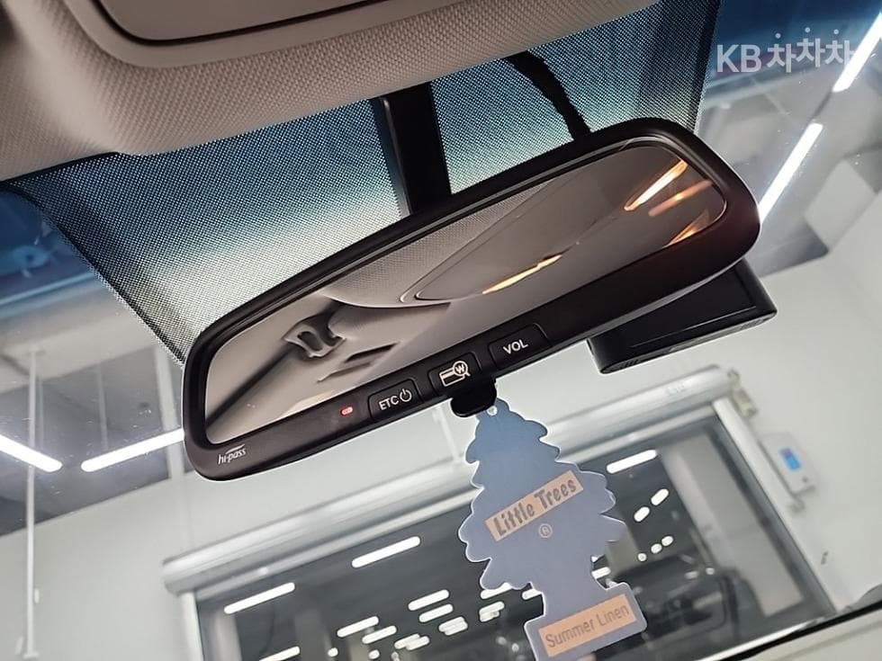 Хюндай Соната New Rise2.0 LPi Рент-а-кар Стил - 16