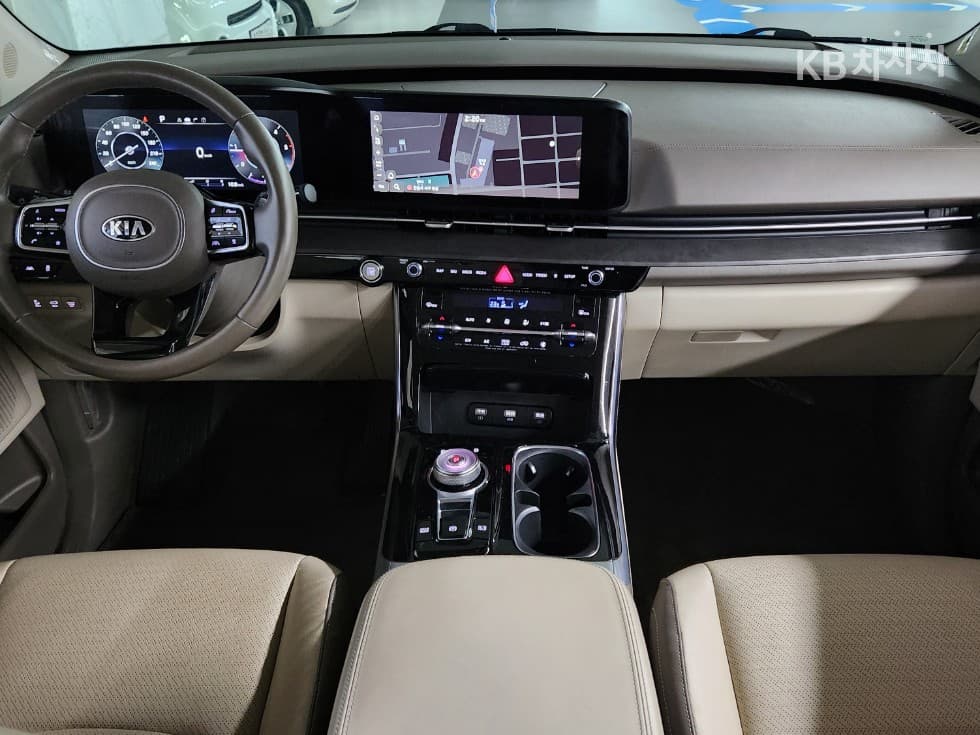 Kia Carnival 4th generationD2.2 9-seater Signature - 5