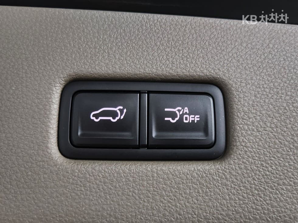 Kia Carnival 4th generationD2.2 9-seater Signature - 14