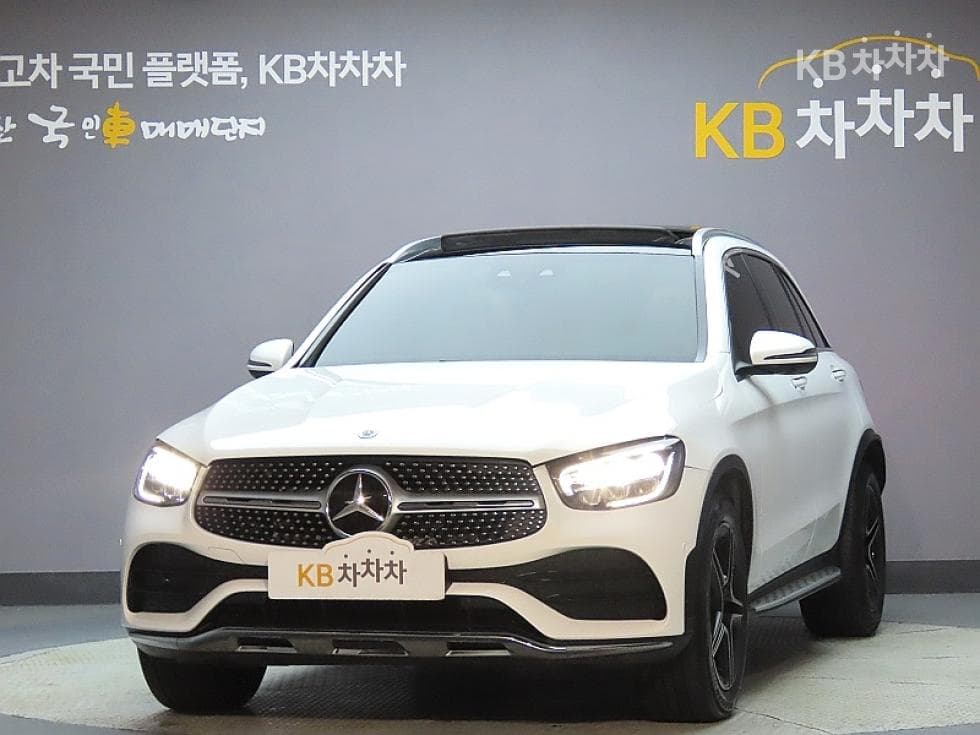 Mercedes-Benz GLC(X253) 300 4Matic Standard - Image 1