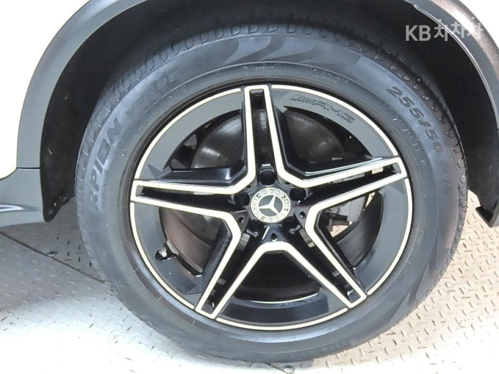 Mercedes-Benz GLC(X253)300 4Matic Standard - 20