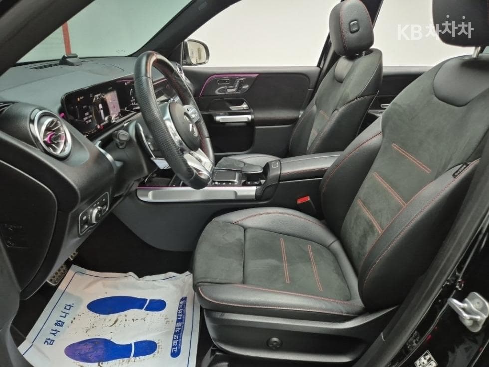 Mercedes-Benz GLB(X247)M-AMG GLB 35 4Matic - 11