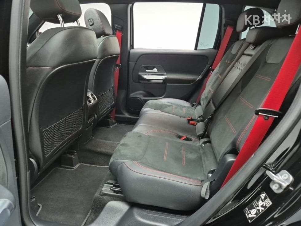 Mercedes-Benz GLB(X247)M-AMG GLB 35 4Matic - 12